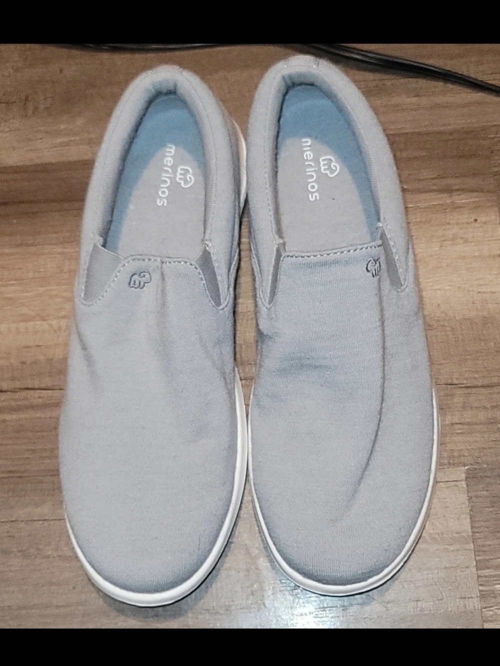 Merinos Women’s Slip-On Loafers in Light Gray Size 9W
